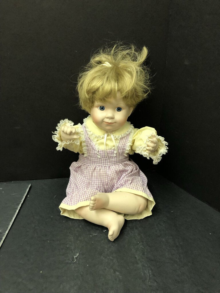 Porcelain Baby Doll 1990 Vintage Collectible (Danbury Mint