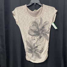 Load image into Gallery viewer, Rhinestone Flower Top
