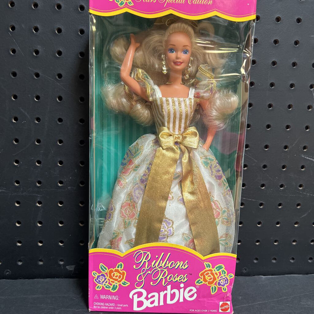 Barbie 1994 Ribbons & Roses Fabriqué en Malaisie NRFB Barbie 1994 Ribbons & Roses Fabriqué en Malaisie NRFB
