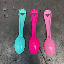 Load image into Gallery viewer, Minnie's Terrific Teapot Set