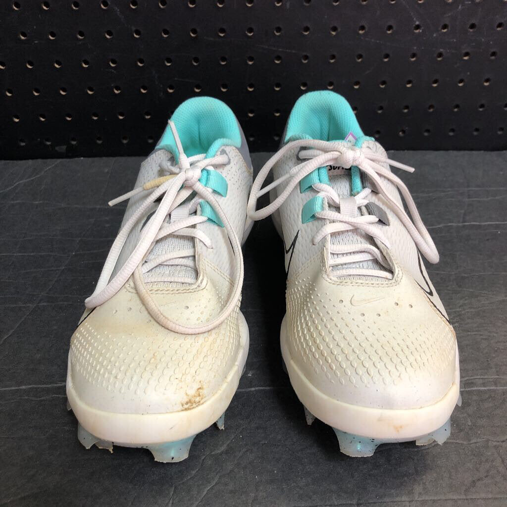 women's softball cleat