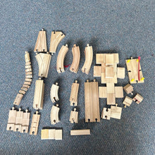 Load image into Gallery viewer, Wooden Train Tracks Set