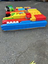 Load image into Gallery viewer, Assorted Mega Bloks Set