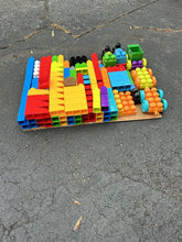 Load image into Gallery viewer, Assorted Mega Bloks Set