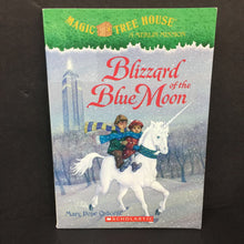 Load image into Gallery viewer, Blizzard of the Blue Moon (Magic Tree House: A Merlin Mission) (Mary Pope Osborne) -series paperback