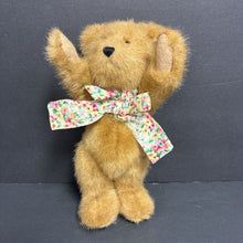 Load image into Gallery viewer, Dorothy B. Beansley Collectible Bear