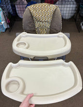 Load image into Gallery viewer, Slim Snacker High Chair