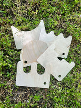 Load image into Gallery viewer, Montessori Wooden Shovel Set: Eco-Friendly Play for Kids