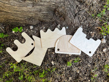 Load image into Gallery viewer, Montessori Wooden Shovel Set: Eco-Friendly Play for Kids