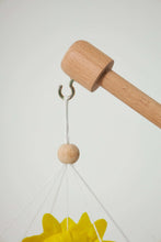 Load image into Gallery viewer, Montessori Baby Mobile Set