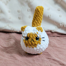 Load image into Gallery viewer, Chubby Siamese Loaf Cat Plushie