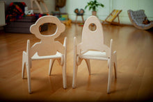 Load image into Gallery viewer, Montessori Table and Chair Set