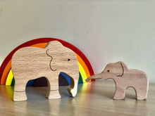 Load image into Gallery viewer, Wooden Safari Animals Set