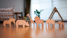 Load image into Gallery viewer, Wooden Safari Animals Set