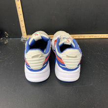 Load image into Gallery viewer, boys sneakers
