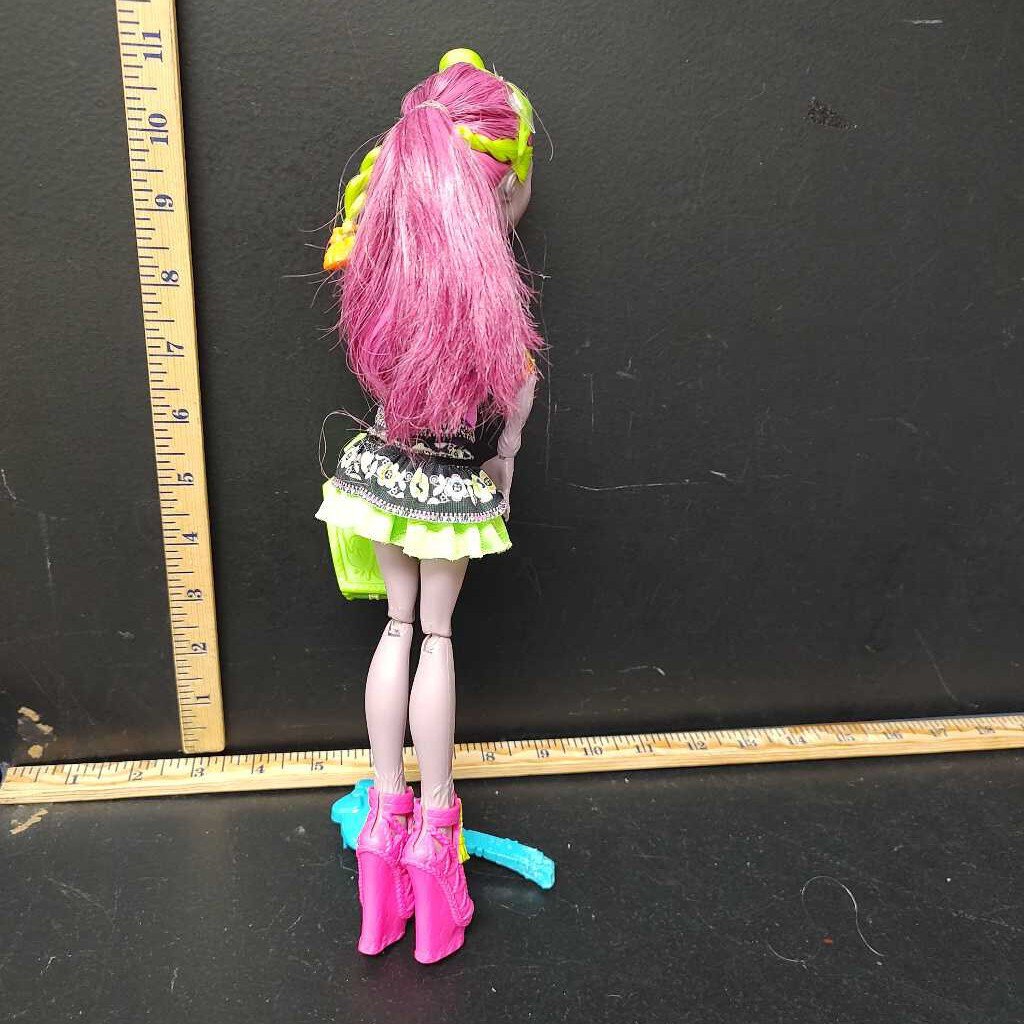 Online Monster High Exchange Marisol Coxi