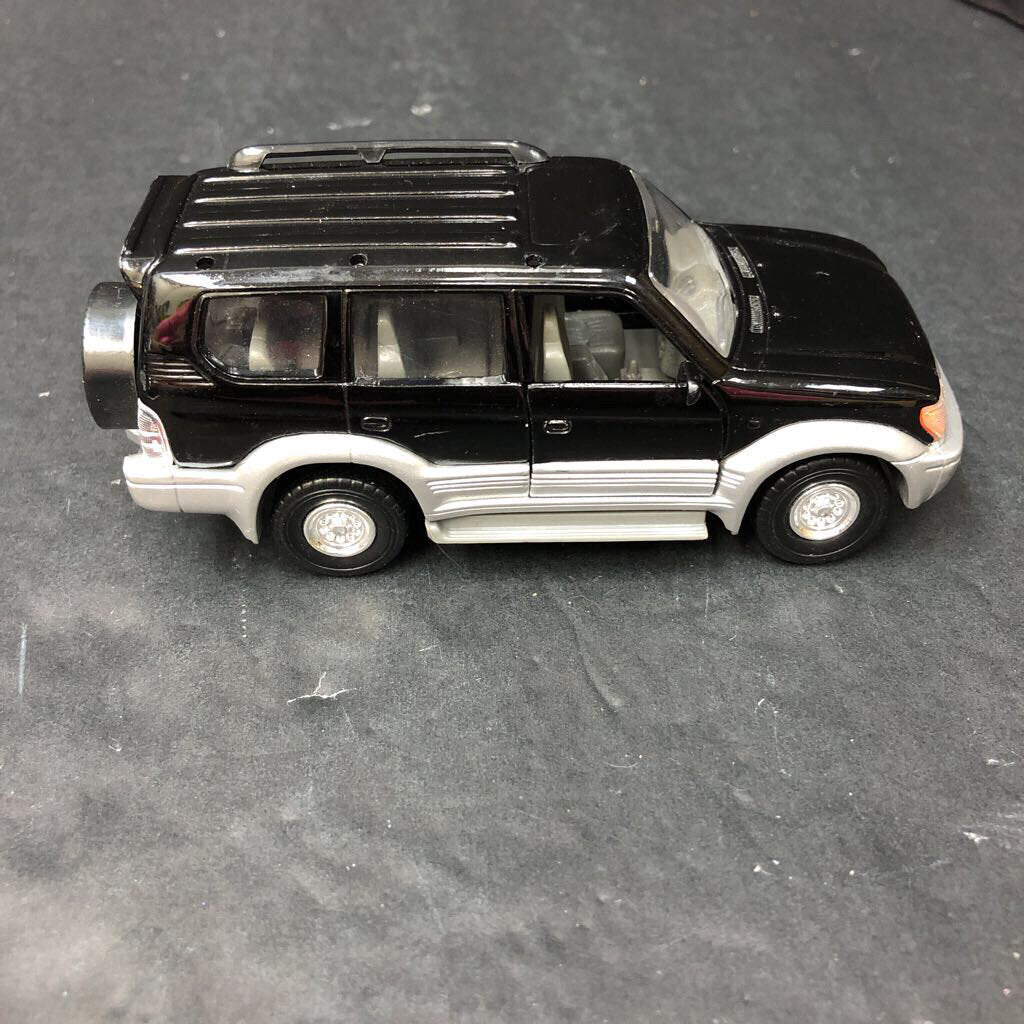 Toyota land sales cruiser diecast