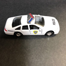 Load image into Gallery viewer, Diecast Police Car
