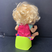Load image into Gallery viewer, Potty Dance doll w/accessories
