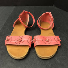 Load image into Gallery viewer, Girls Flower Sandals (Annie)
