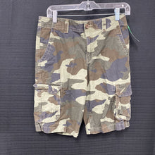 Load image into Gallery viewer, Camo Cargo Shorts
