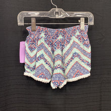 Load image into Gallery viewer, Chevron Flower Shorts
