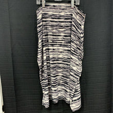 Load image into Gallery viewer, Striped Nursing Cover
