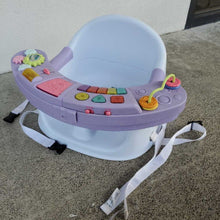 Load image into Gallery viewer, Music &amp; Lights 3-in-1 Discovery Seat and Booster portable High Chair/Highchair
