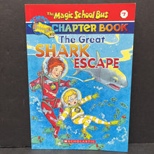 Load image into Gallery viewer, The Great Shark Escape (The Magic School Bus) -paperback character series
