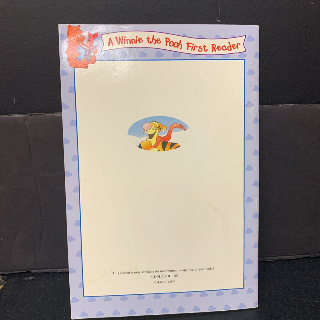 Pooh's Sled Ride (Winnie the Pooh First Reader) (Pooh