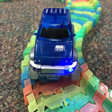 Load image into Gallery viewer, Glowing Car Raceway Tracks w/Car Battery Operated

