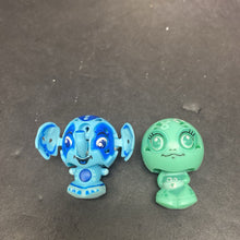 Load image into Gallery viewer, Animal Characters w/Happitats