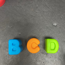 Load image into Gallery viewer, Castle Shape Sorter w/Shapes