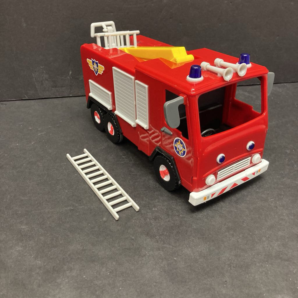 Firetruck (B & M Retail)