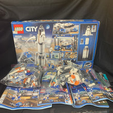 Load image into Gallery viewer, City Rocket Assembly &amp; Transport Set 60229
