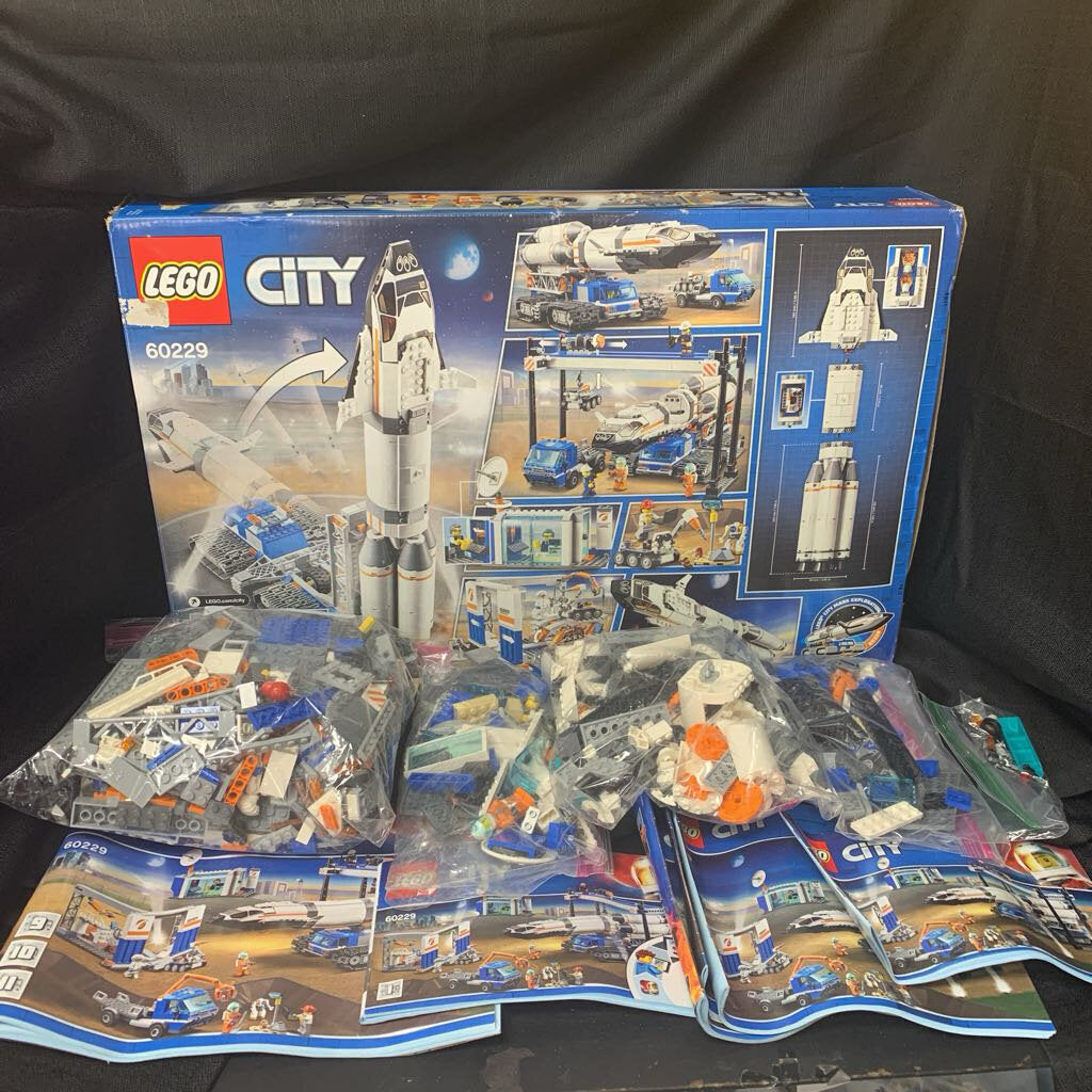 City Rocket Assembly & Transport Set 60229