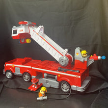 Load image into Gallery viewer, Ultimate rescue fire truck w/3 characters
