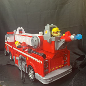 Ultimate rescue fire truck w/3 characters