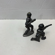 Load image into Gallery viewer, 2pk Cast Iron Army Men
