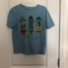 Load image into Gallery viewer, &quot;Chillax &amp; Skate&quot; Tshirt
