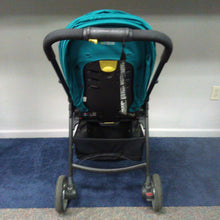 Load image into Gallery viewer, mamas &amp; papas armadillo stroller w/ insert
