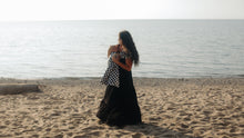 Load image into Gallery viewer, Black Race Ring Sling Carrier
