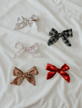 Load image into Gallery viewer, Berry Bow Clips

