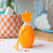 Load image into Gallery viewer, oogiebear baby nose and ear cleaning kit
