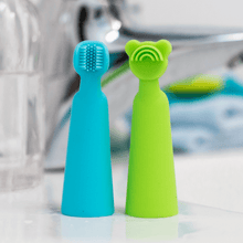 Load image into Gallery viewer, oogiebear finger brush and tongue scraper
