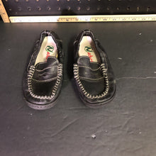 Load image into Gallery viewer, Boy&#39;s shoes
