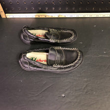 Load image into Gallery viewer, Boy's shoes
