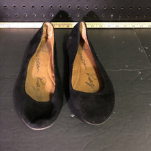 Load image into Gallery viewer, Girl's flat shoes
