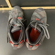 Load image into Gallery viewer, Boys Lebron Soldier shoes
