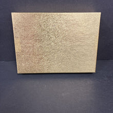 Load image into Gallery viewer, Baby's Cradle Medal
